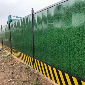 Temporary enclosure of real estate development site